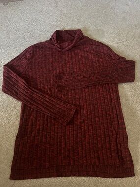 Ribbed Mock Neck Sweater - Burgundy
